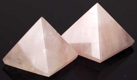 30-40mm Rose Quartz Pyramid
